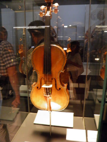 Muzej violina Museo del Violino 